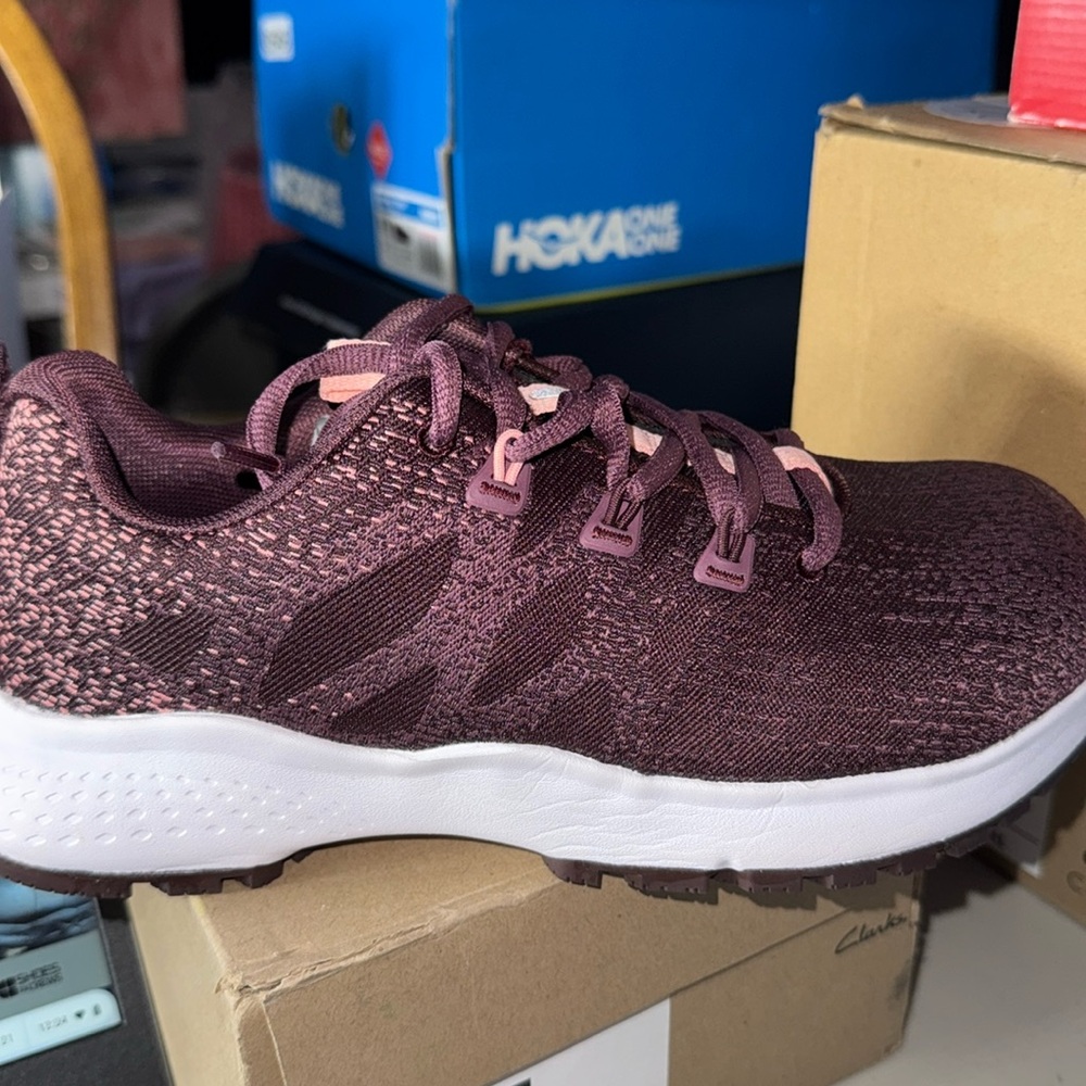 Shoes for crews w composite toe

Work shoes